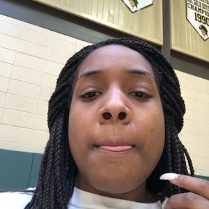 Meet your Posher, Allison